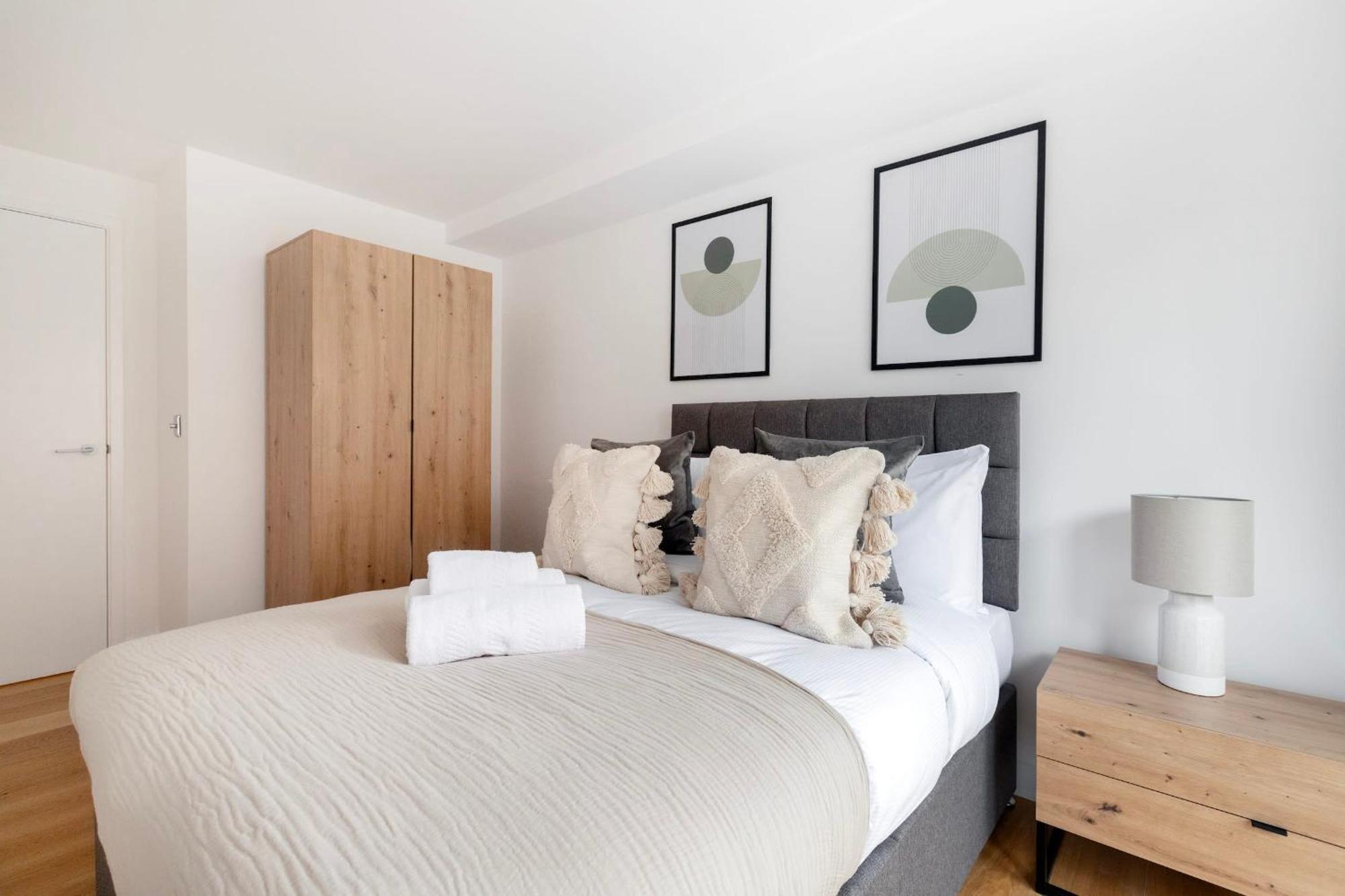לונדון Fitzrovia With Balcony - Cityapartmentstay מראה חיצוני תמונה