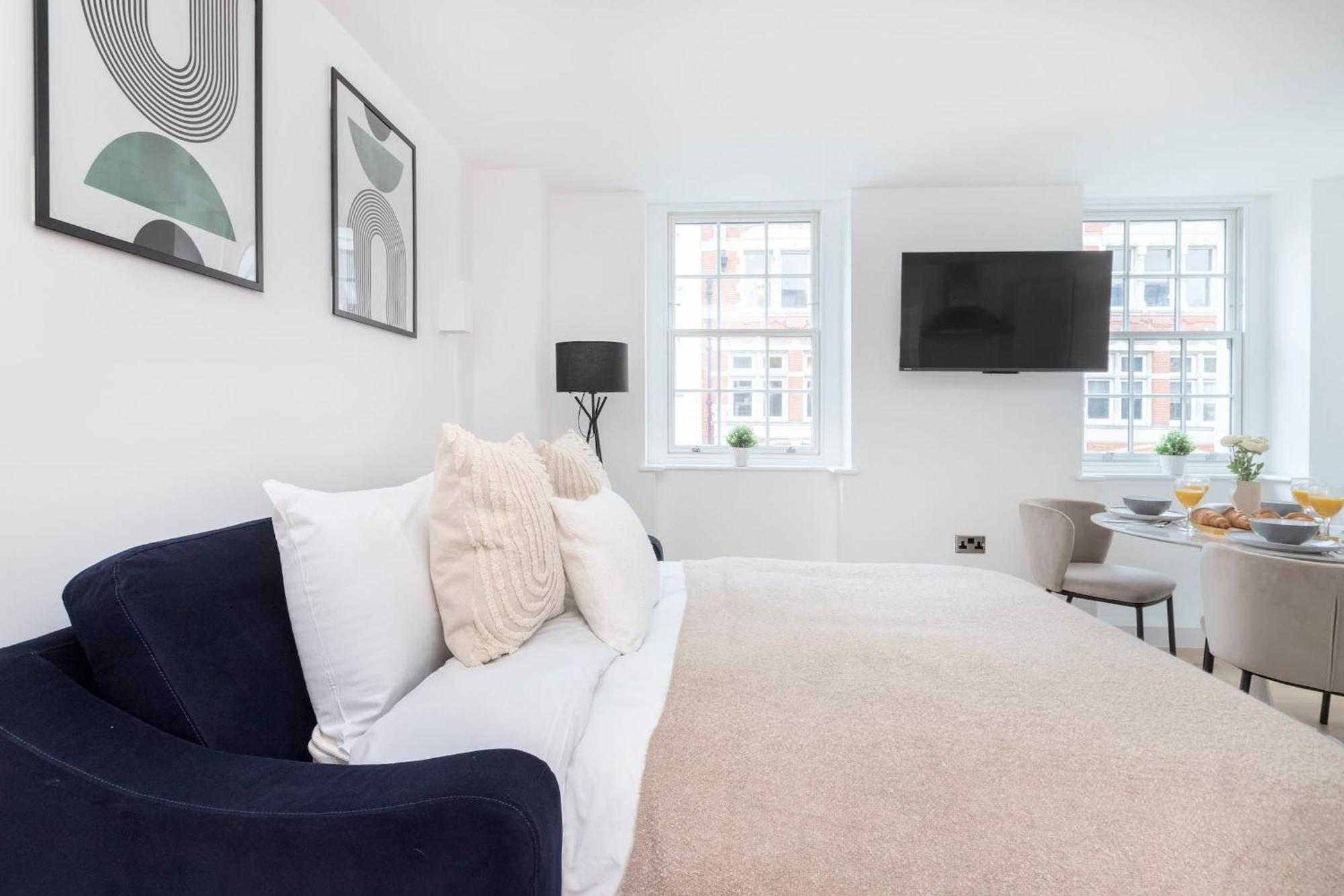 לונדון Fitzrovia With Balcony - Cityapartmentstay מראה חיצוני תמונה