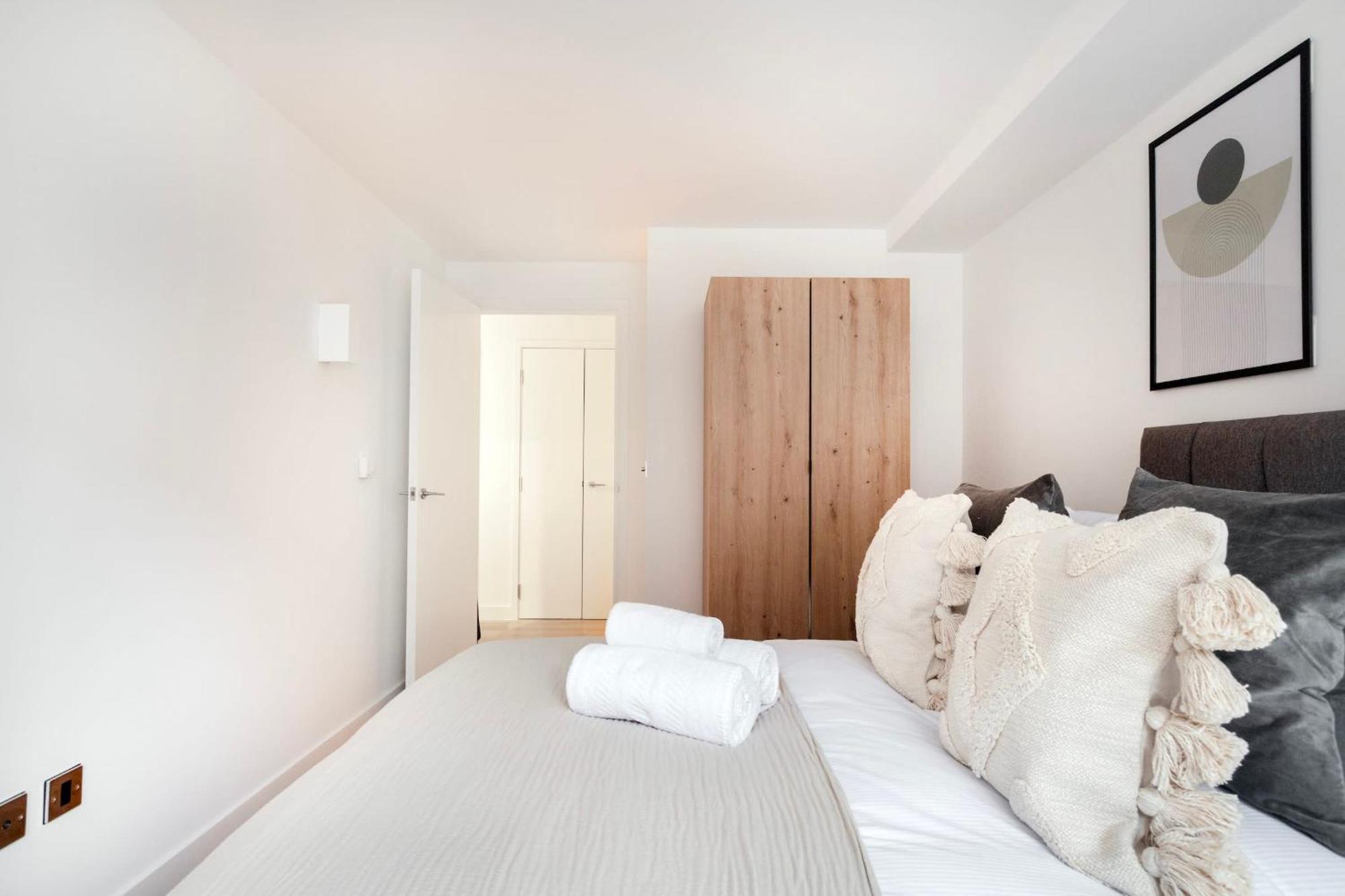 לונדון Fitzrovia With Balcony - Cityapartmentstay מראה חיצוני תמונה