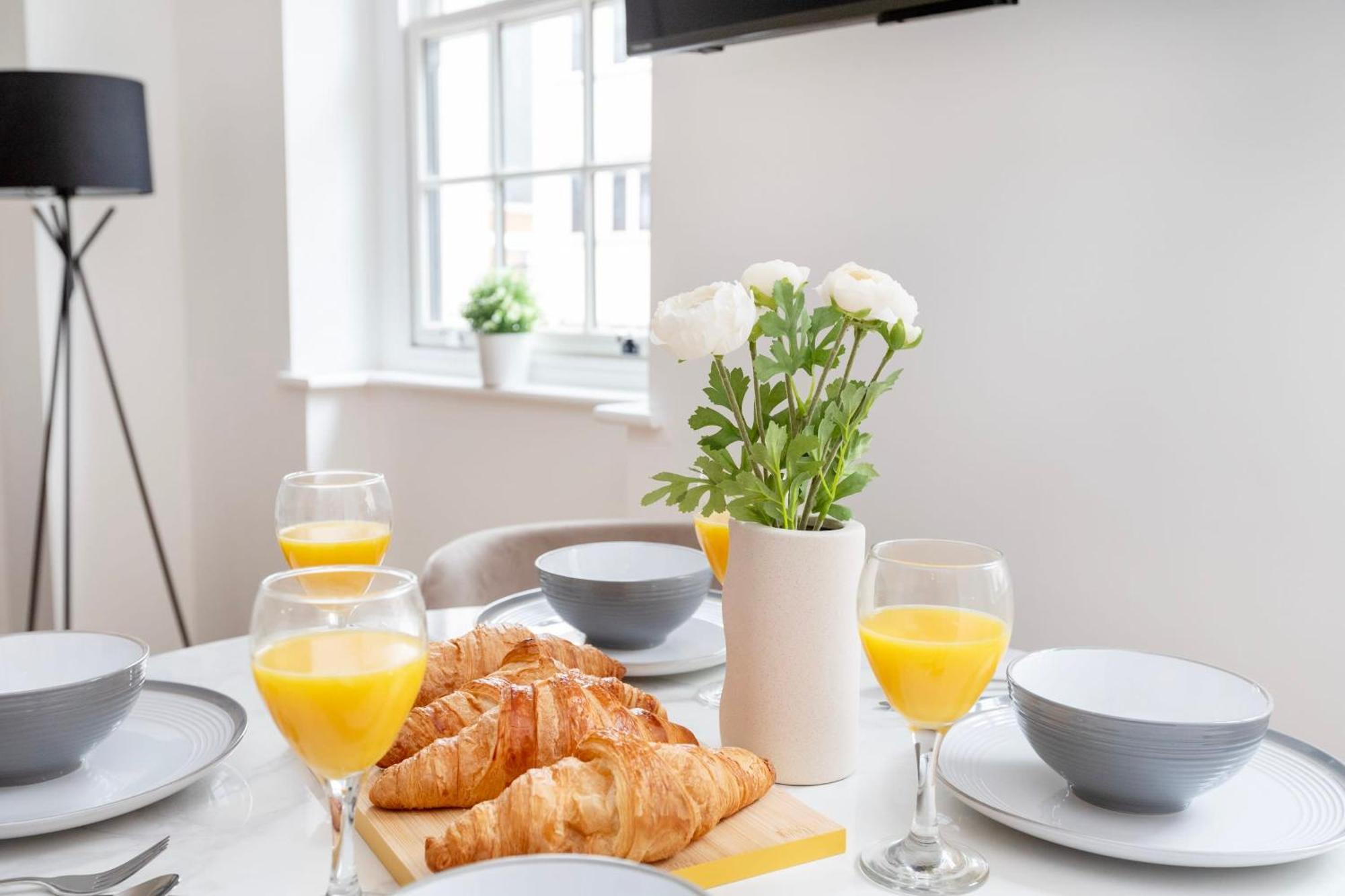 לונדון Fitzrovia With Balcony - Cityapartmentstay מראה חיצוני תמונה