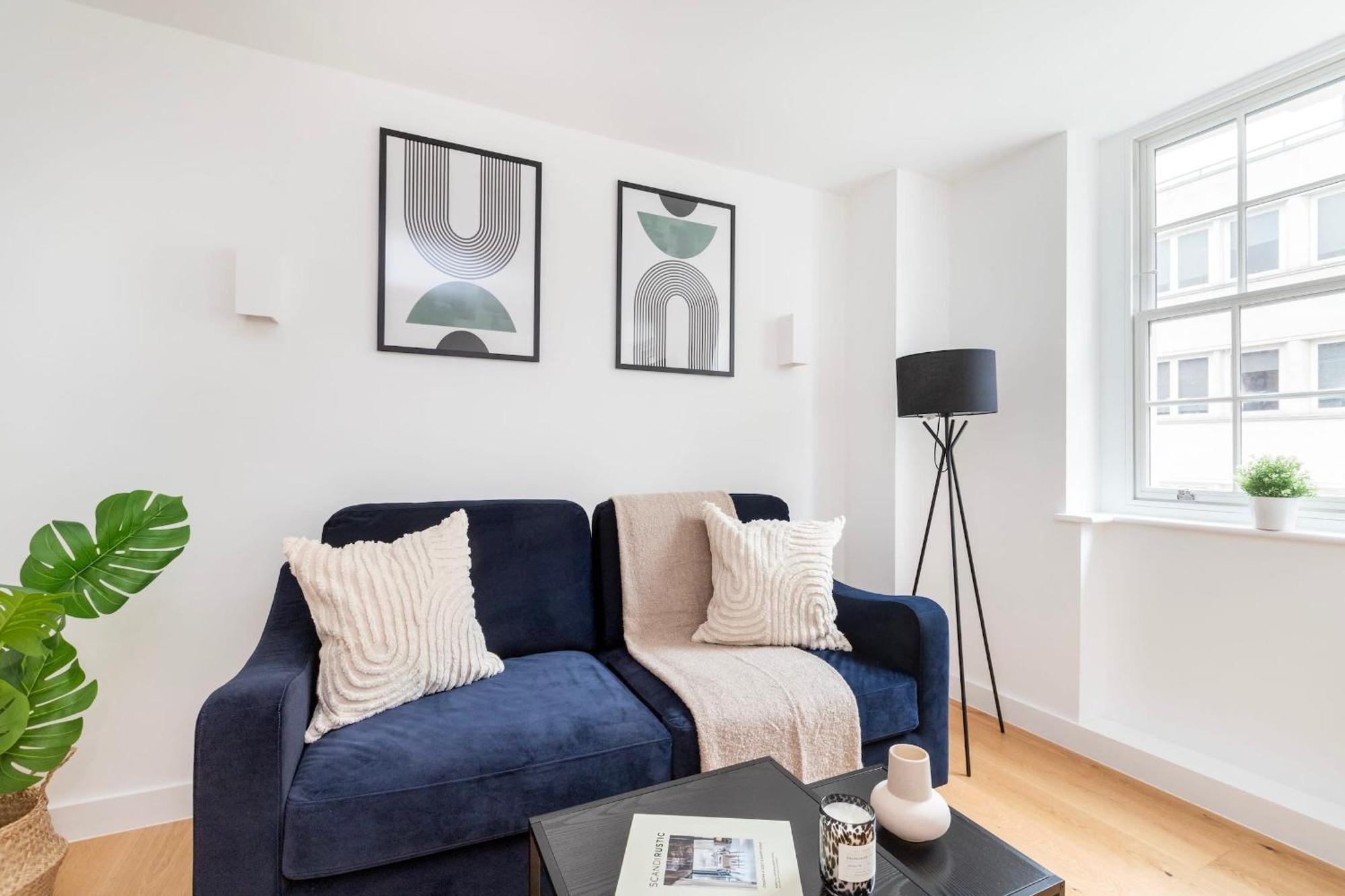לונדון Fitzrovia With Balcony - Cityapartmentstay מראה חיצוני תמונה