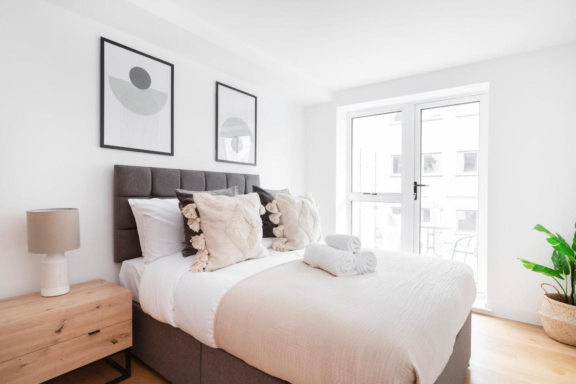 לונדון Fitzrovia With Balcony - Cityapartmentstay מראה חיצוני תמונה